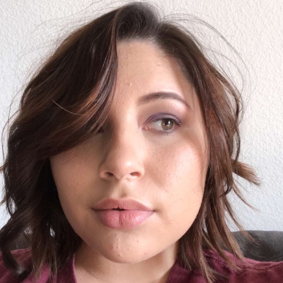 Meet your Posher, Bianca - Picture 1 of 1